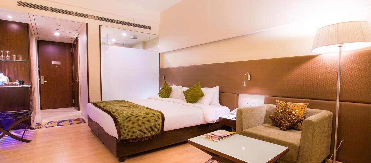 Regenta Central Grand Exotica Pimpri-Chinchwad Esterno foto